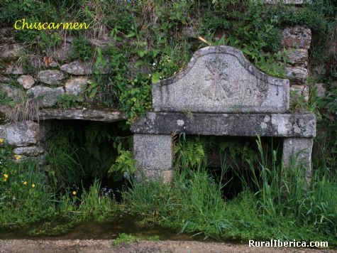 Arquitectura rural, Fuente. Viana do Bolo, Orense - Viana do Bolo, Orense, Galicia